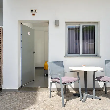 Kr - Lounge Hotell 3*