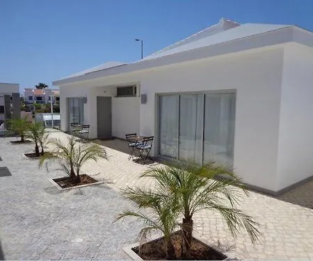 Kr - Lounge Αλμπουφέιρα