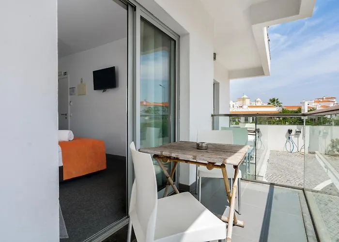 Kr - Lounge Hotel 3*