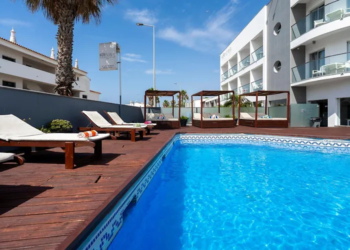 Kr - Lounge Hotel 3*